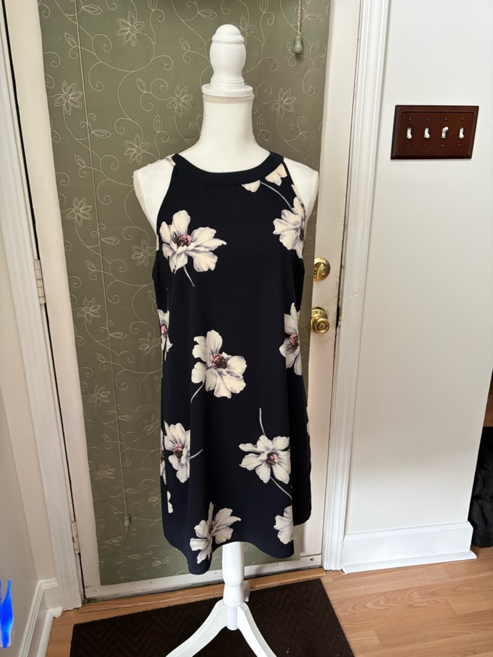 Sleeveless Floral Midi Dress — Black with White Blooms